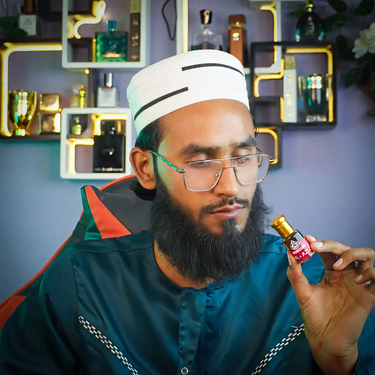 Akram Aziz